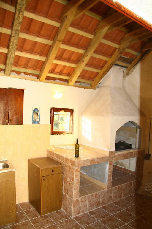 Holiday Home Urlovic Gruda Стая снимка