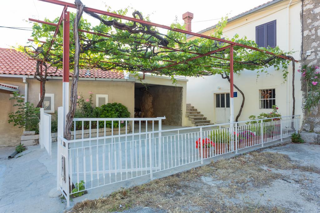 Holiday Home Urlovic Gruda Екстериор снимка