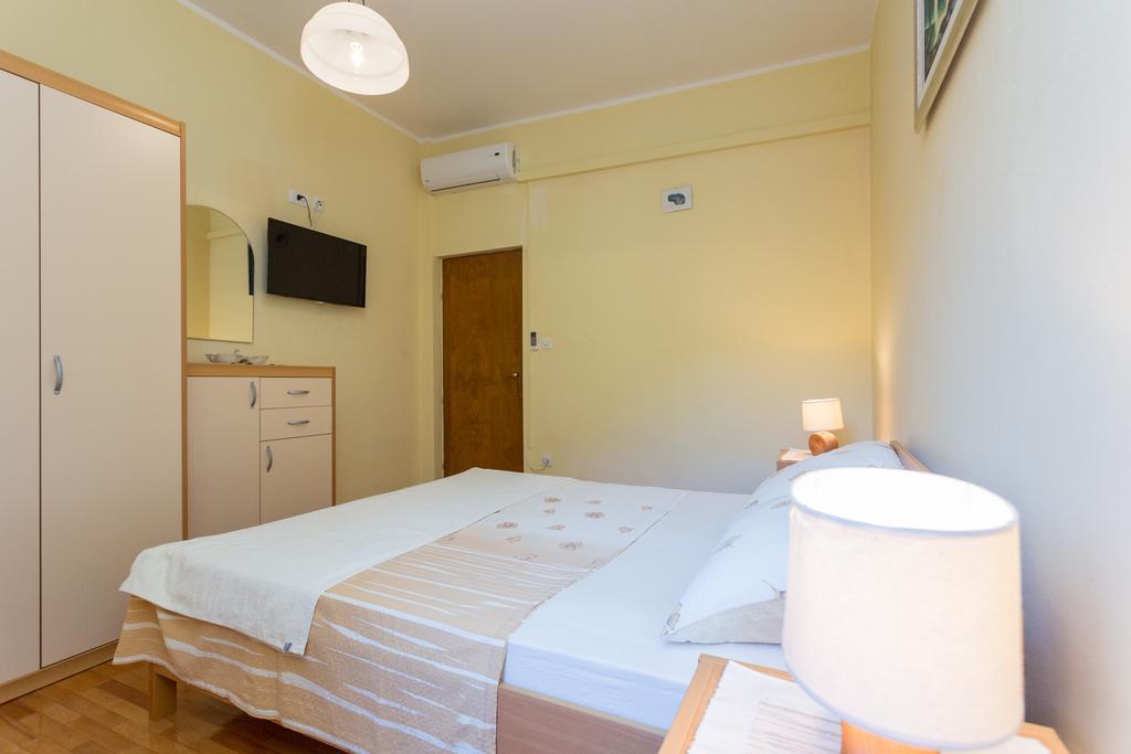 Holiday Home Urlovic Gruda Екстериор снимка