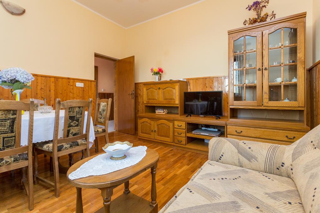 Holiday Home Urlovic Gruda Екстериор снимка