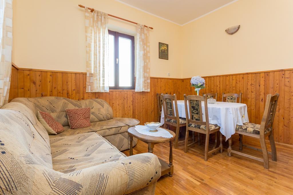Holiday Home Urlovic Gruda Екстериор снимка